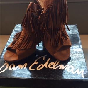 Sam Edelman Elaine Saddle Suede Size 8M